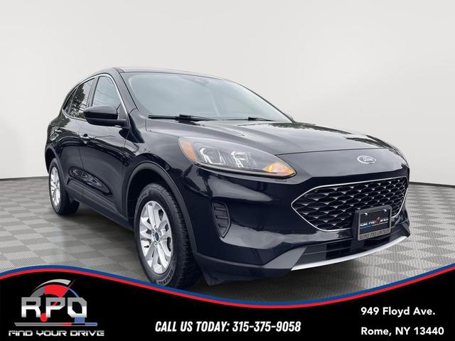 Photo of 2020 AGATE BLACK METALLIC Ford Escape