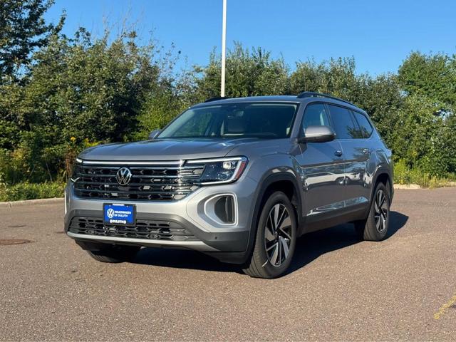Photo of 2026 Silver Mist Metallic Volkswagen Atlas