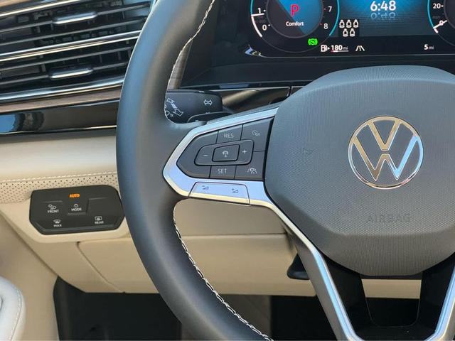 Photo of 2026 Silver Mist Metallic Volkswagen Atlas