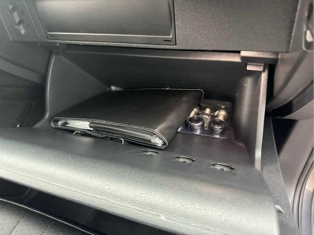 Photo of 2023 Platinum Gray Metallic Volkswagen Tiguan