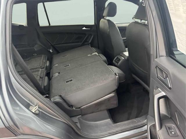 Photo of 2023 Platinum Gray Metallic Volkswagen Tiguan