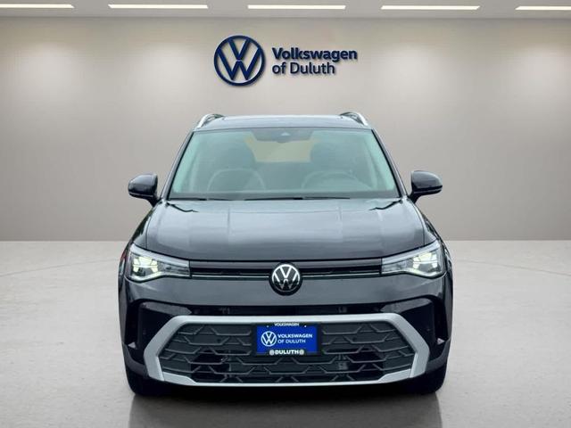 Photo of 2025 Deep Black Pearl Volkswagen Taos