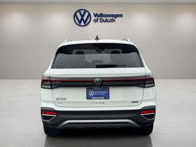 Photo of 2025 Pure White Volkswagen Taos