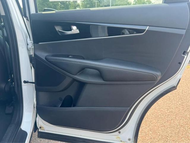 Photo of 2019 Snow White Pearl Kia Sorento