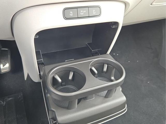 Photo of 2025 MAHI GREEN W/CANDY WHITE Volkswagen ID. Buzz