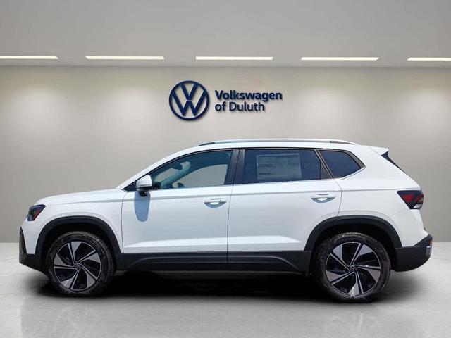 Photo of 2025 Pure White Volkswagen Taos