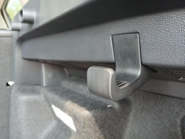 Photo of 2025 Pure White Volkswagen Taos