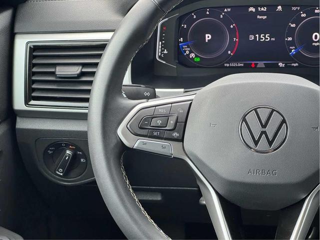 Photo of 2023 Platinum Gray Metallic Volkswagen Atlas Cross Sport