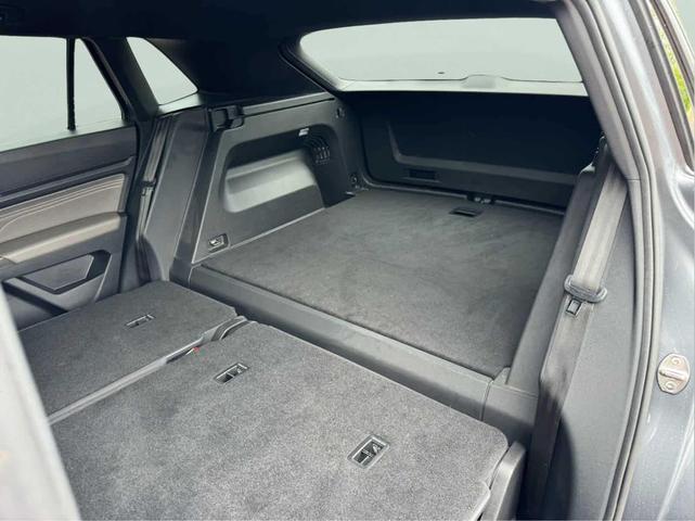 Photo of 2023 Platinum Gray Metallic Volkswagen Atlas Cross Sport