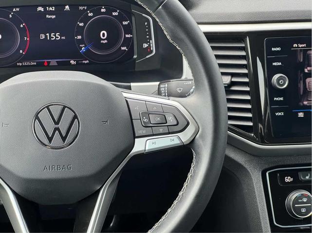 Photo of 2023 Platinum Gray Metallic Volkswagen Atlas Cross Sport