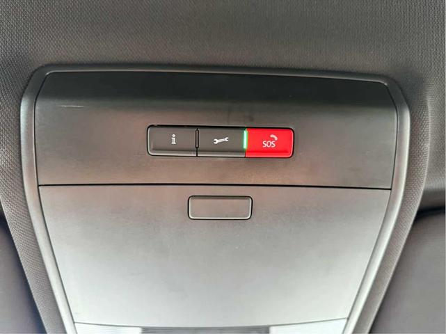 Photo of 2023 Platinum Gray Metallic Volkswagen Atlas Cross Sport