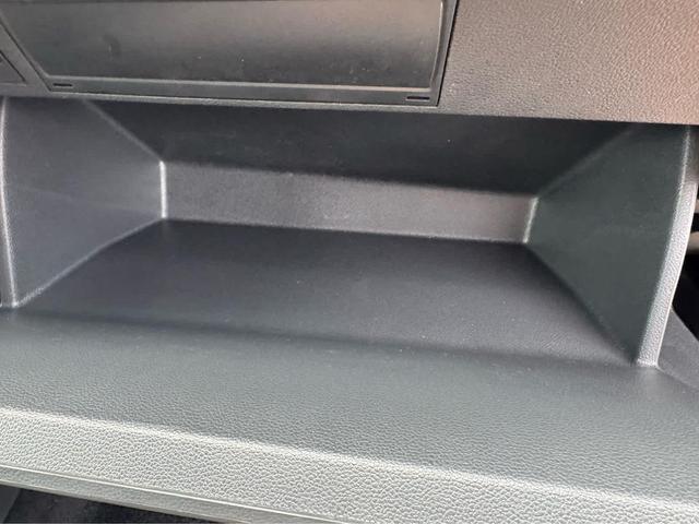 Photo of 2023 Platinum Gray Metallic Volkswagen Atlas Cross Sport
