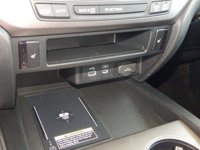 Photo of 2024 Sonic Gray Pearl Honda Passport