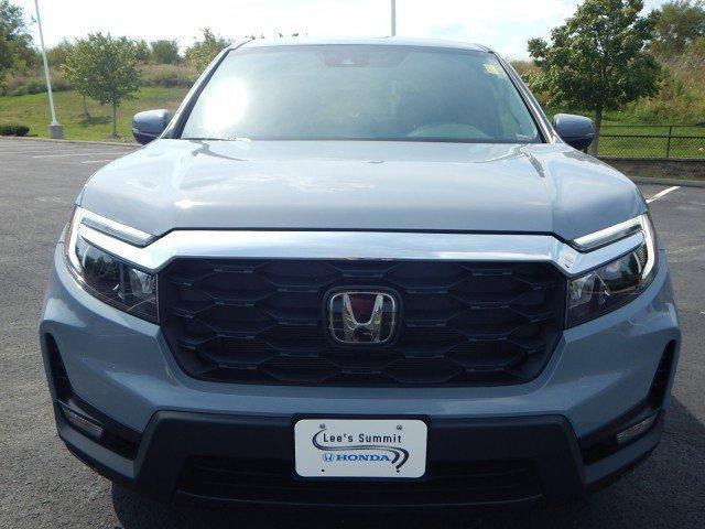 Photo of 2024 Sonic Gray Pearl Honda Passport