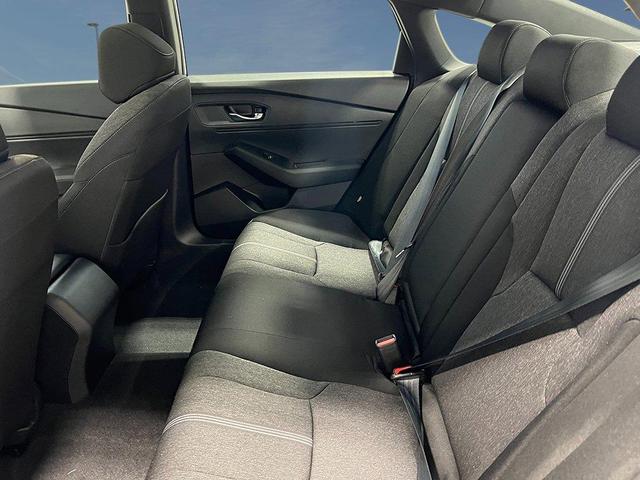 Photo of 2025 Platinum White Pearl Honda Accord Hybrid