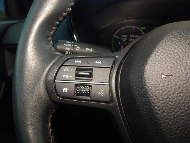 Photo of 2024 Lunar Silver Metallic Honda CR-V Hybrid