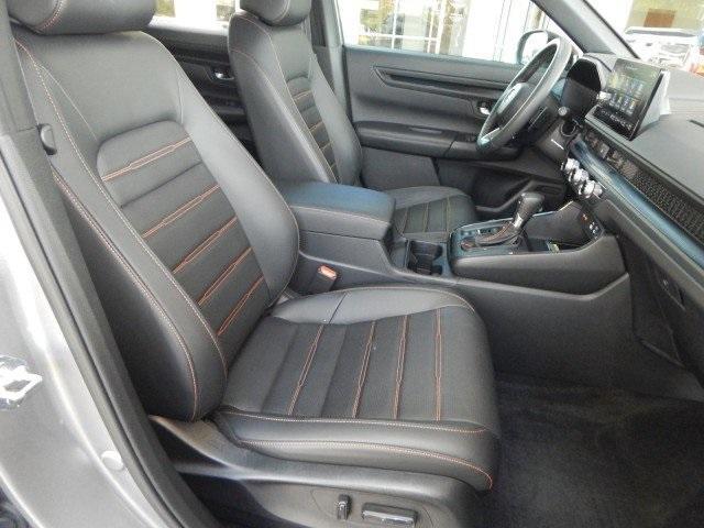 Photo of 2024 Lunar Silver Metallic Honda CR-V Hybrid