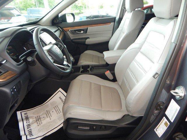 Photo of 2017 Modern Steel Metallic Honda CR-V