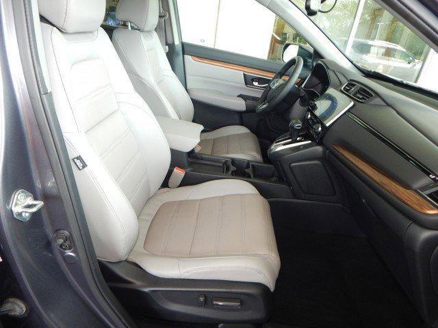 Photo of 2017 Modern Steel Metallic Honda CR-V