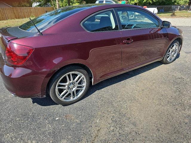 Photo of 2007 MAROON Scion tC