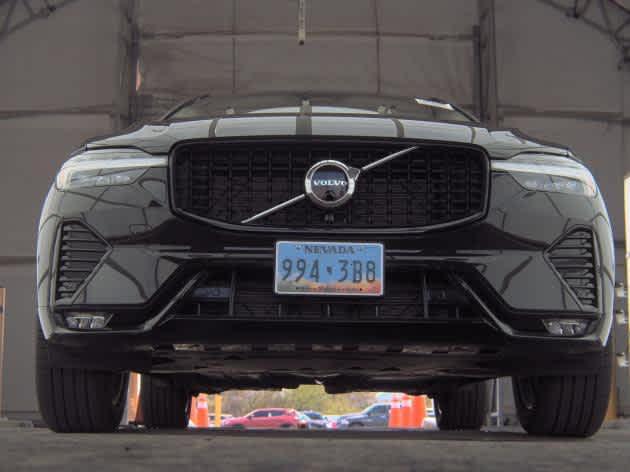 Photo of 2025 Onyx Black Volvo XC60
