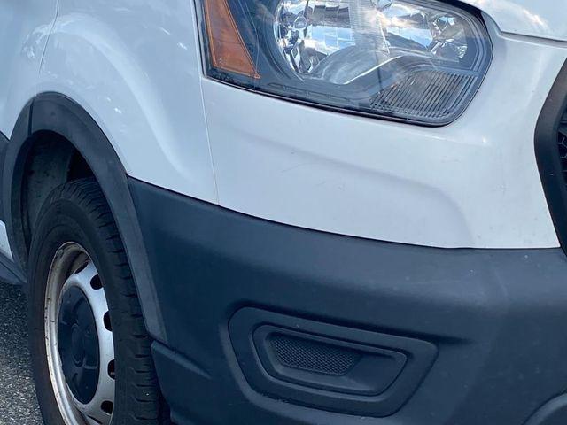 Photo of 2022 Oxford White Ford Transit-350