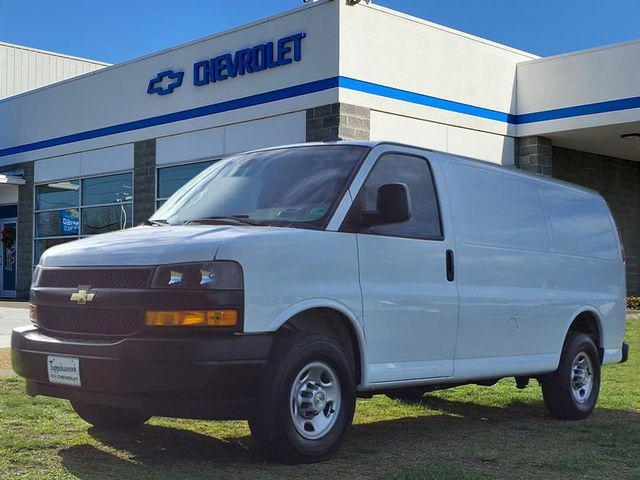 2022 Chevrolet Express 2500