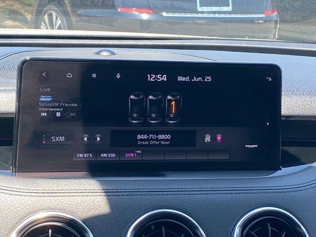 Photo of 2022 Ceramic Silver Kia Stinger