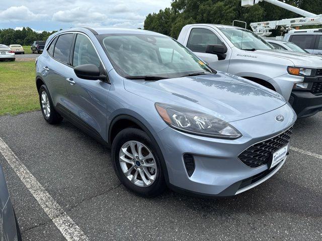 Photo of 2022 Blue Silver Metallic Ford Escape