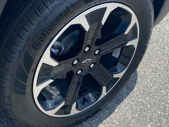 Photo of 2026 Sterling Gray Metallic Chevrolet Equinox