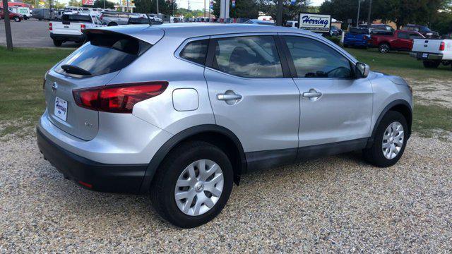 Photo of 2019 Brilliant Silver Metallic Nissan Rogue Sport