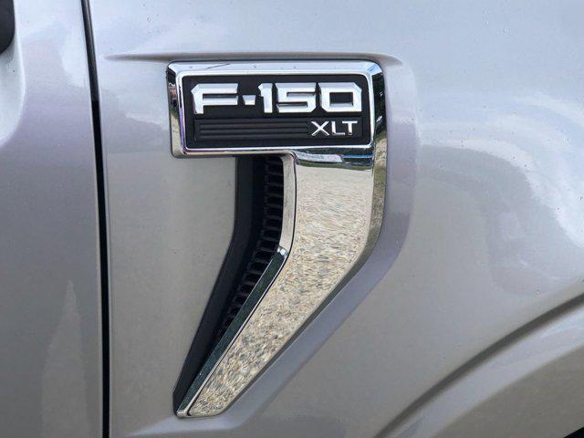 Photo of 2022 Iconic Silver Metallic Ford F-150