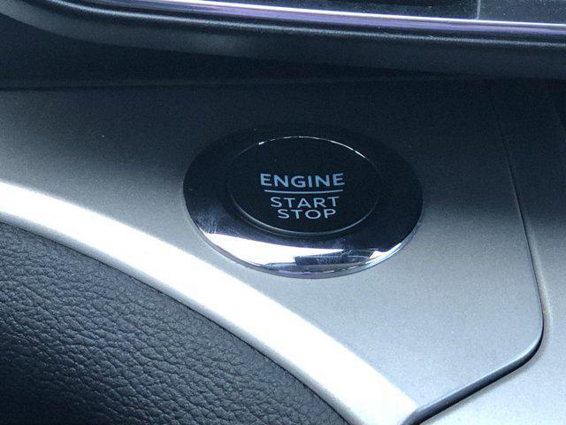 Photo of 2024 Iconic Silver Metallic Ford Explorer