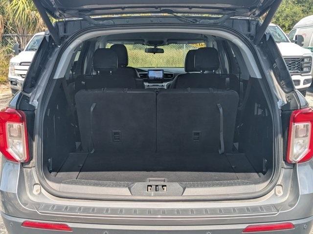 Photo of 2022 Gray Ford Explorer