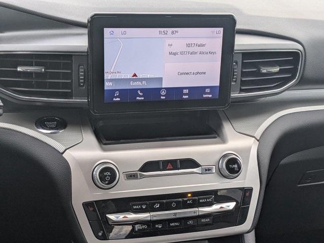 Photo of 2022 Gray Ford Explorer