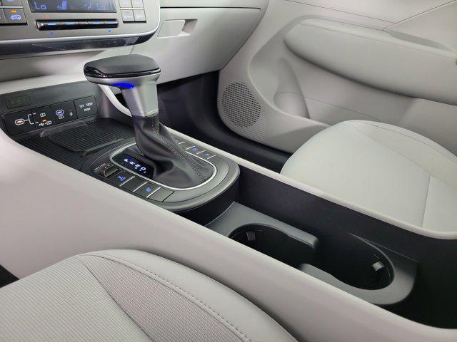 Photo of 2026 Atlas White Hyundai KONA