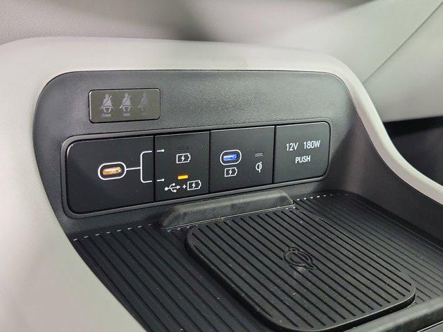 Photo of 2026 Atlas White Hyundai KONA