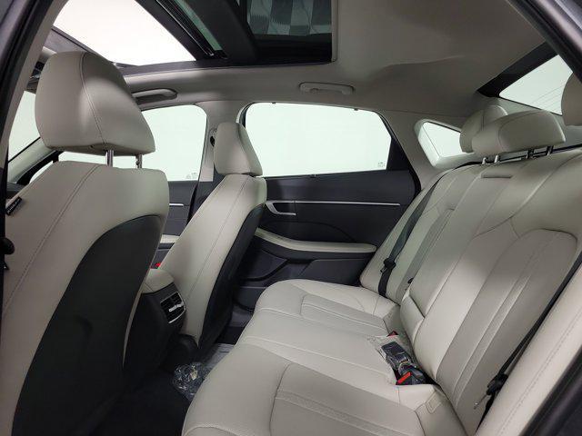 Photo of 2025 Portofino Gray Hyundai SONATA Hybrid