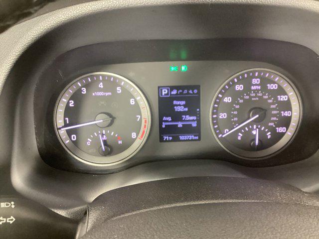Photo of 2018 Molten Silver Hyundai TUCSON