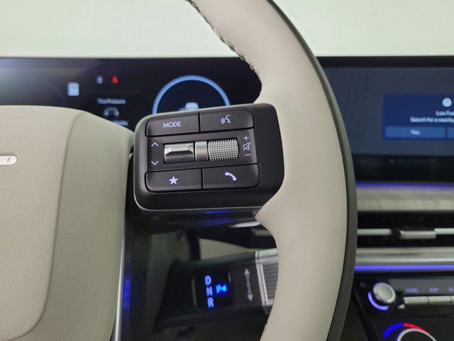 Photo of 2025 Serenity White Hyundai SANTA FE HEV