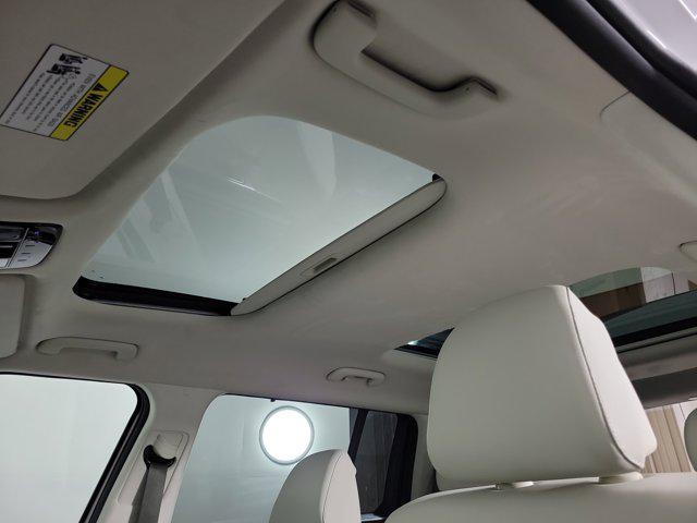 Photo of 2025 Serenity White Hyundai SANTA FE HEV