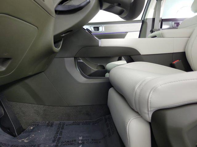 Photo of 2025 Serenity White Hyundai SANTA FE HEV
