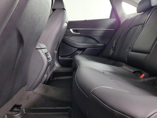 Photo of 2025 Portofino Gray Hyundai SONATA Hybrid