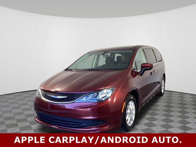 Photo of 2019 Velvet Red Pearlcoat Chrysler Pacifica