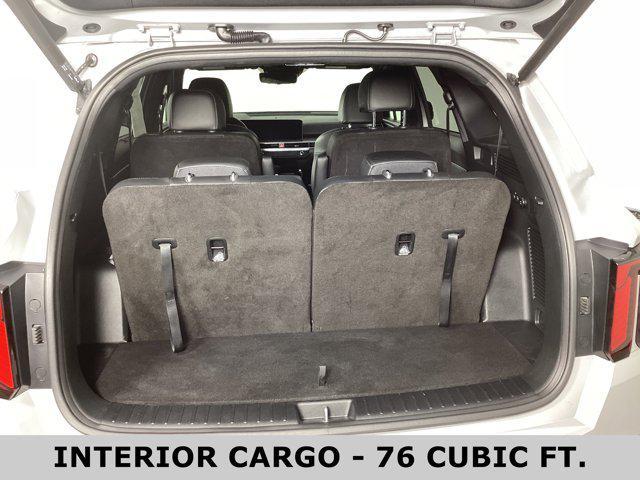 Photo of 2024 Wolf Gray Kia Sorento