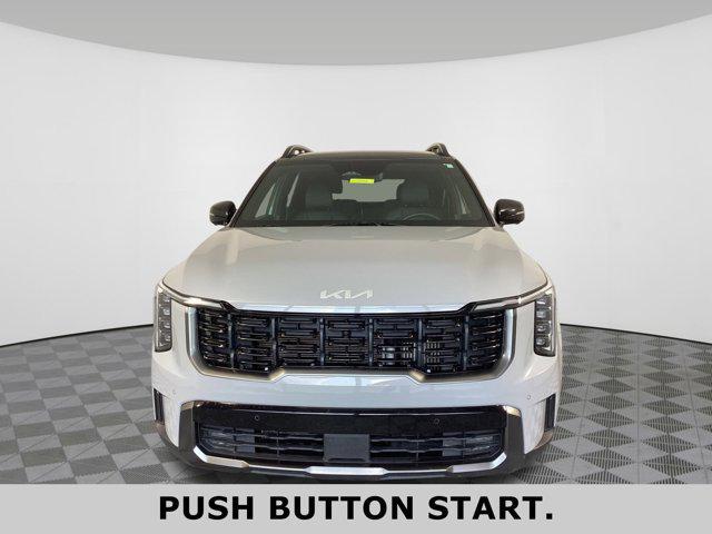 Photo of 2024 Wolf Gray Kia Sorento