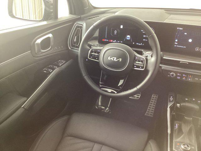 Photo of 2024 Wolf Gray Kia Sorento