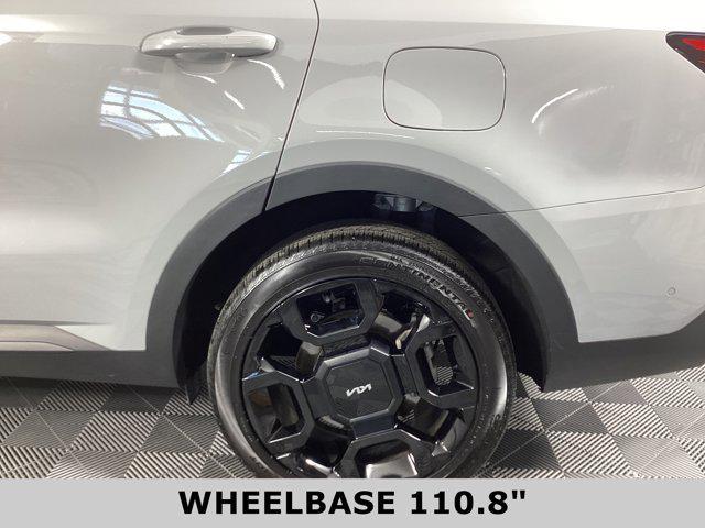 Photo of 2024 Wolf Gray Kia Sorento