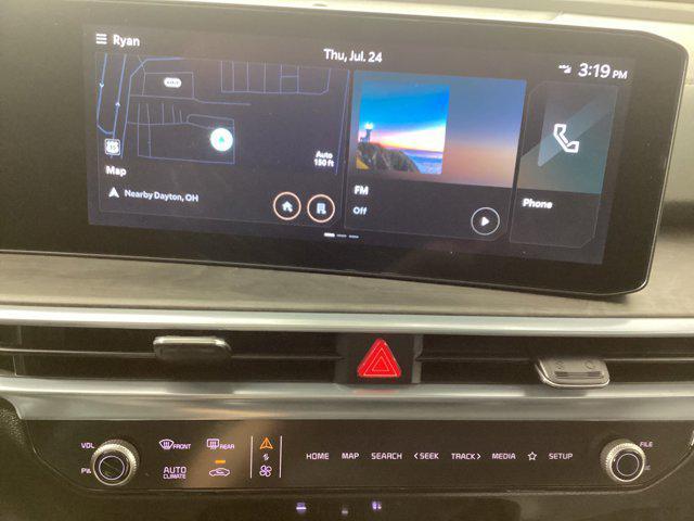 Photo of 2024 Wolf Gray Kia Sorento