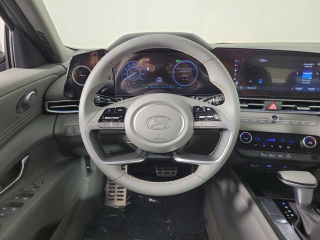 Photo of 2025 Amazon Gray Hyundai ELANTRA HEV